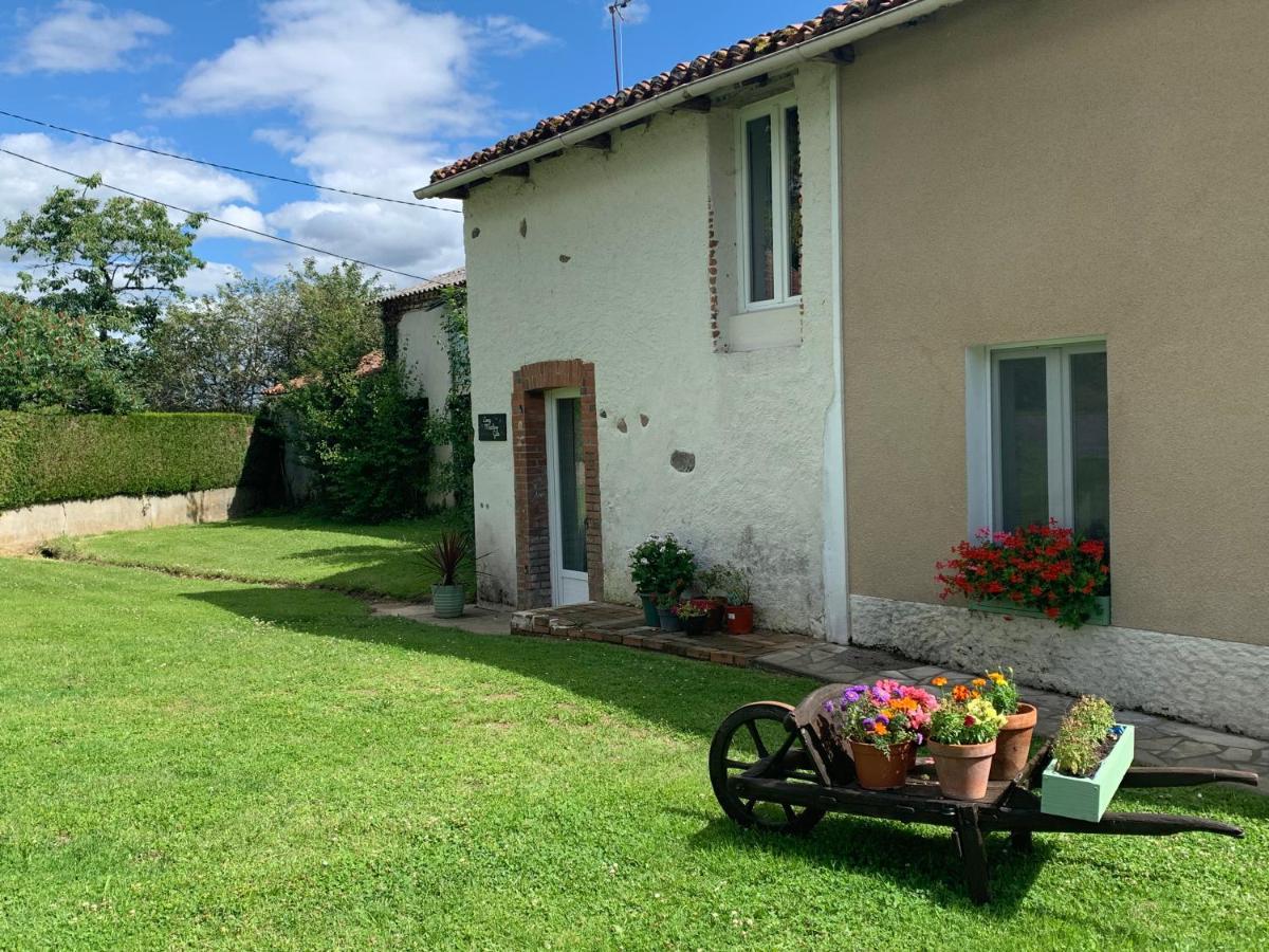Long Meadow Gite France Asnieres-sur-Blour 외부 사진